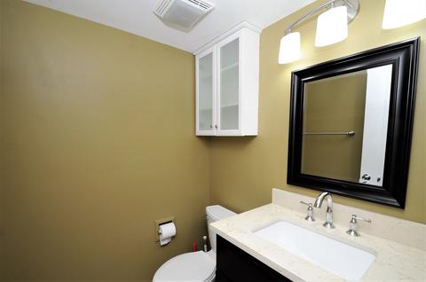 4275 Eisenhower Cir, Hoffman Estates, IL 60192 photo 11