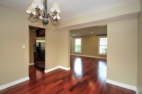 4275 Eisenhower Cir, Hoffman Estates, IL 60192 photo 10