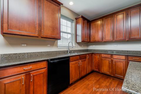 3132 Primrose St, Elgin, IL 60124 photo 9