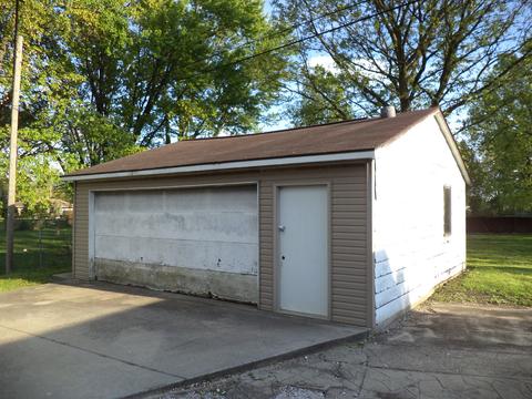 23 Linda Ln, Normal, IL 61761 photo 11