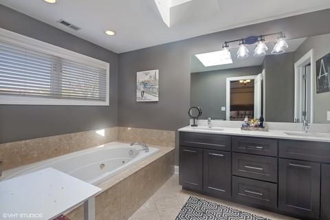 715 Elmgate Dr, Glenview, IL 60025 photo 9