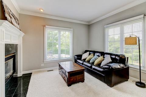 3360 White Eagle Dr, Naperville, IL 60564 photo 9