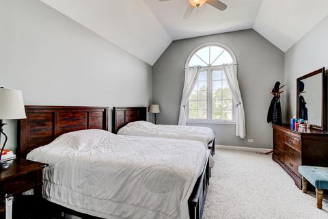 3360 White Eagle Dr, Naperville, IL 60564 photo 30