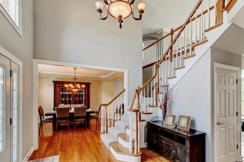3360 White Eagle Dr, Naperville, IL 60564 photo 4