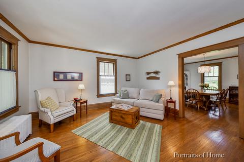 21 S Wright St, Naperville, IL 60540 photo 9