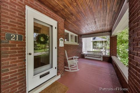 21 S Wright St, Naperville, IL 60540 photo 3