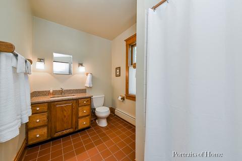 21 S Wright St, Naperville, IL 60540 photo 19