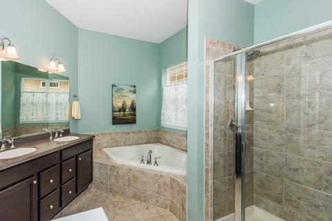 3844 Valhalla Dr, Elgin, IL 60124 photo 20