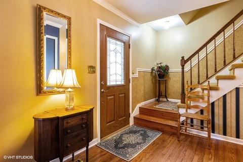 5308 Abbey Dr, Mchenry, IL 60050 photo 2
