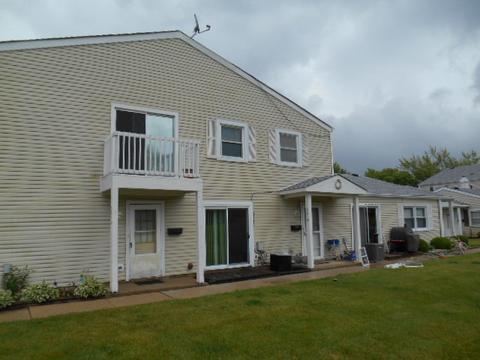 321 Donna Ct #B, Bartlett, IL 60103 photo 1