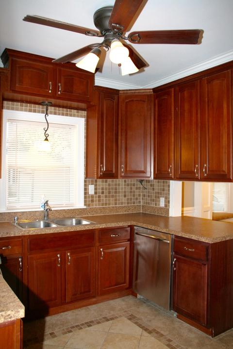 1218 Shuler St, Elgin, IL 60123 photo 14
