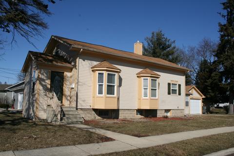1218 Shuler St, Elgin, IL 60123 photo 1