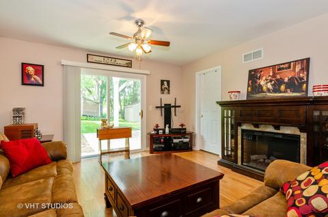 10 Robey St, Elgin, IL 60123 photo 9