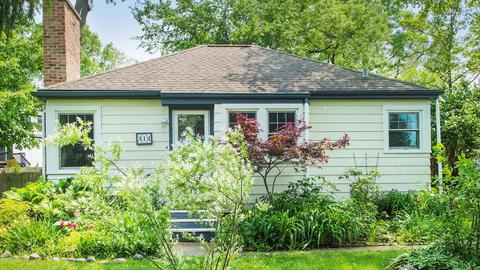 312 83rd St, Willowbrook, IL 60527 photo 1