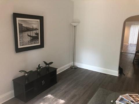 11119 S Champlain Ave, Chicago, IL 60628 photo 4