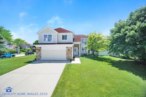 1035 Congress Dr, Bartlett, IL 60103 photo 1