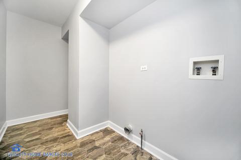 1035 Congress Dr, Bartlett, IL 60103 photo 6