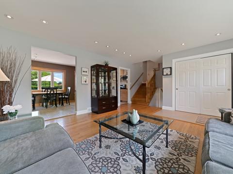 1716 Kim Ave, Mount Prospect, IL 60056 photo 3