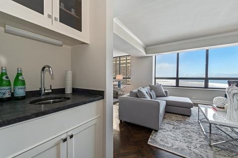 180 E Pearson St #7202, Chicago, IL 60611 photo 18