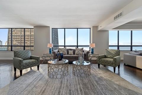 180 E Pearson St #7202, Chicago, IL 60611 photo 3