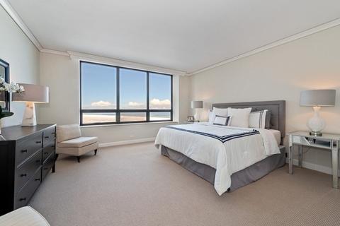180 E Pearson St #7202, Chicago, IL 60611 photo 20