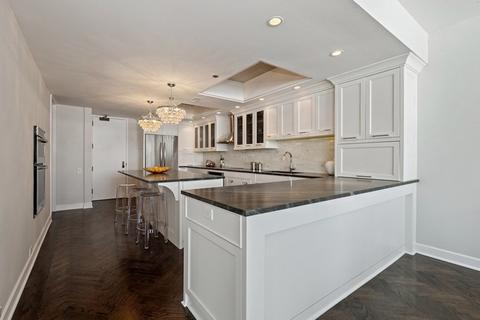 180 E Pearson St #7202, Chicago, IL 60611 photo 9