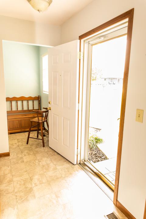 547 Pine Meadow Dr, Dixon, IL 61021 photo 9