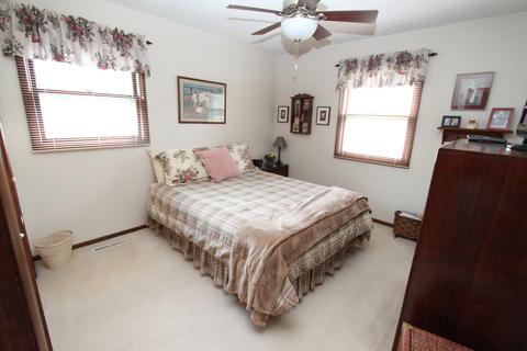 212 Garden Rd, Normal, IL 61761 photo 10