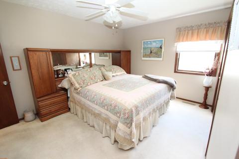 212 Garden Rd, Normal, IL 61761 photo 8