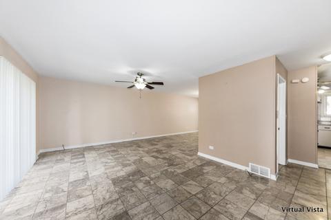 8854 Dee Rd, Des Plaines, IL 60016 photo 4