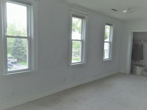 202 E Bluff St, Winnebago, IL 61088 photo 14