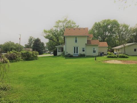 202 E Bluff St, Winnebago, IL 61088 photo 17