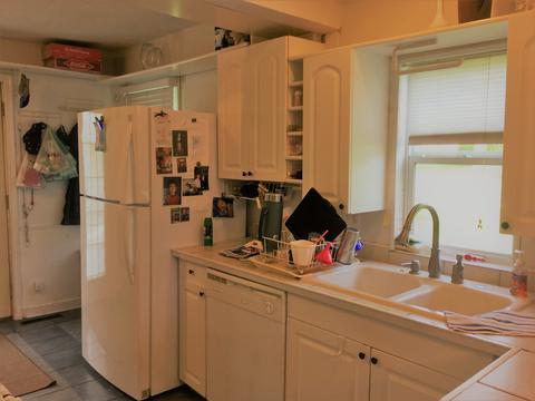 202 E Bluff St, Winnebago, IL 61088 photo 4
