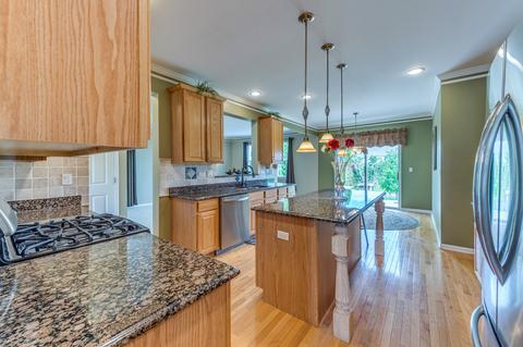 16400 Fairfield Dr, Plainfield, IL 60586 photo 5