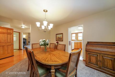 933 Crest Ave, Addison, IL 60101 photo 7