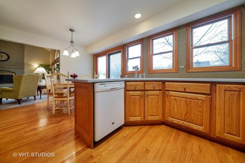 933 Crest Ave, Addison, IL 60101 photo 4