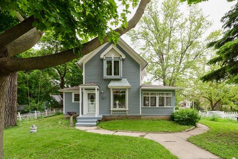 105 Crighton Ave, Elgin, IL 60123 photo 1