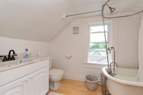 105 Crighton Ave, Elgin, IL 60123 photo 12