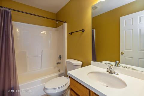 126 Durango Dr, Gilberts, IL 60136 photo 14