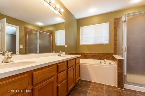 126 Durango Dr, Gilberts, IL 60136 photo 11