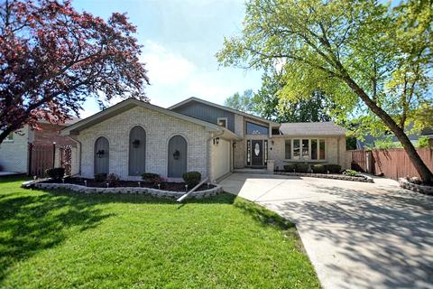 8012 Thomas Ave, Bridgeview, IL 60455 photo 2