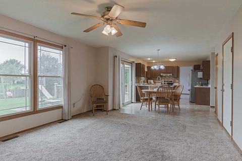 1315 Lismore Ln, Normal, IL 61761 photo 5