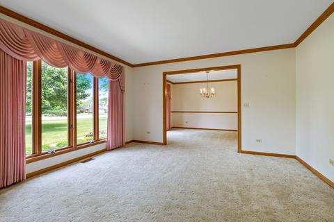403 Arrowhead Dr, Gilberts, IL 60136 photo 10