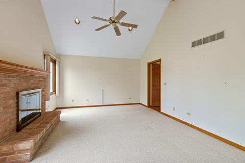 403 Arrowhead Dr, Gilberts, IL 60136 photo 15