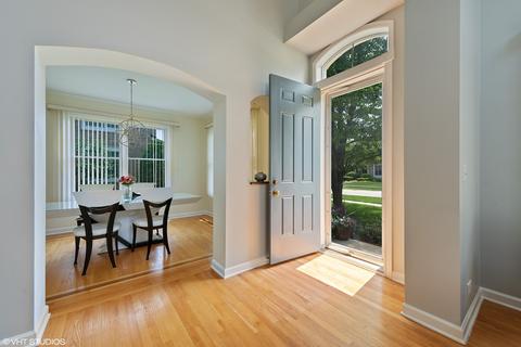 2166 Thistle Rd, Glenview, IL 60026 photo 4