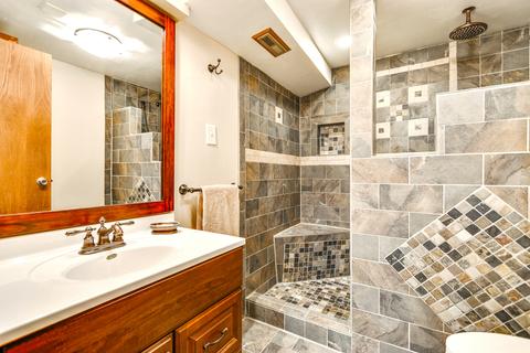 621 Winchester Ct, Bartlett, IL 60103 photo 30