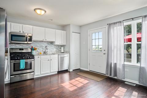 16150 Fairfield Dr, Plainfield, IL 60586 photo 5
