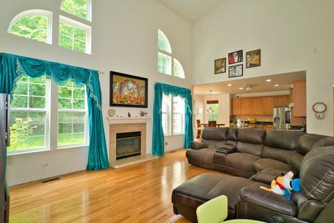 871 Forest Glen Ct, Bartlett, IL 60103 photo 12