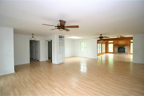 1914 E Rainbow Ln, Crete, IL 60417 photo 5