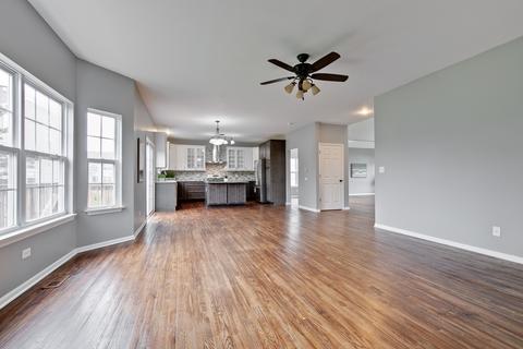 33780 N Summerfields Dr, Gurnee, IL 60031 photo 17